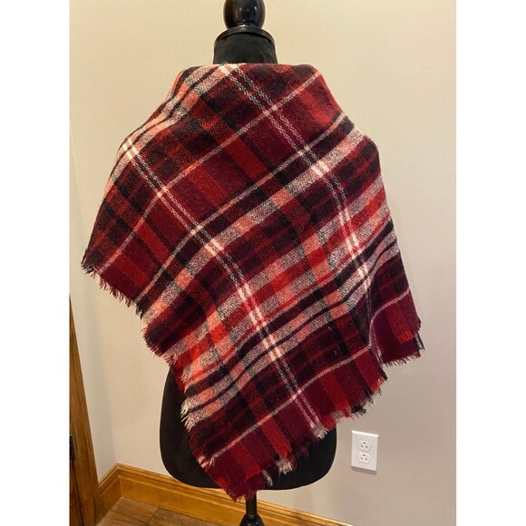 Vintage Wrap Red Plaid Classic Oversized Scarf Throw Soft Stylish Versatile - Picture 3 of 9